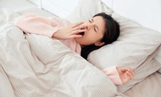 经常熬夜影响怀孕吗？